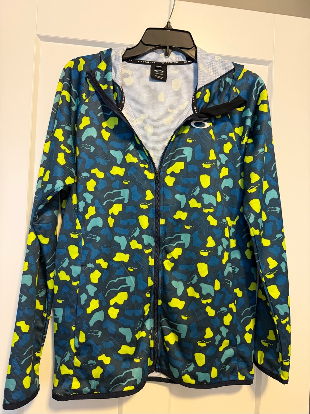 Oakley Men's Blue and Neon Yellow Camo Zip Hoodie